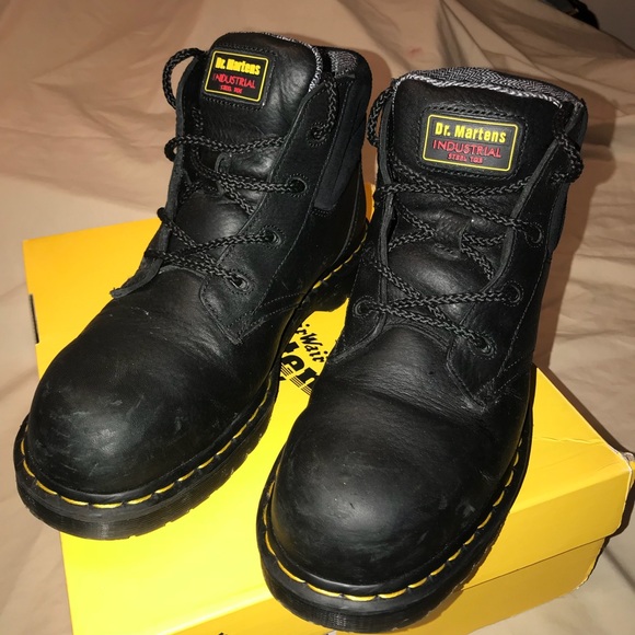 dr martens icon 7b09 safety boots